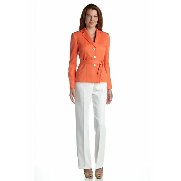 Tahari Dresses & Skirts - New! TAHARI ASL Colorblocked Belted Pant Suit